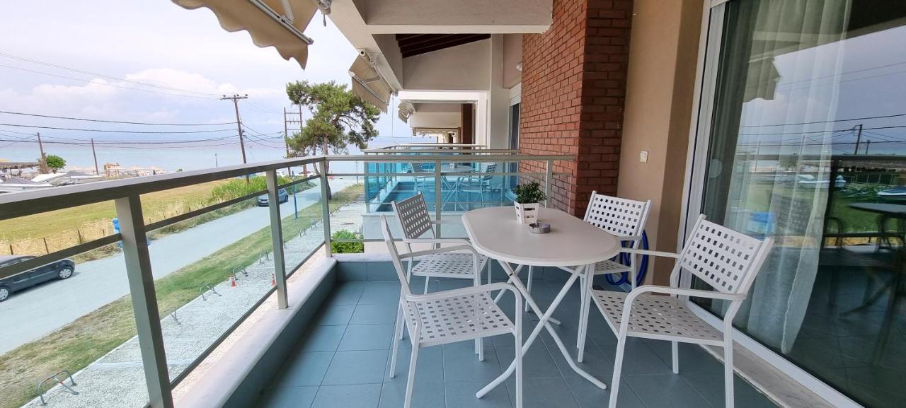 Bungalow White Apartments Polychrono Dış mekan fotoğraf